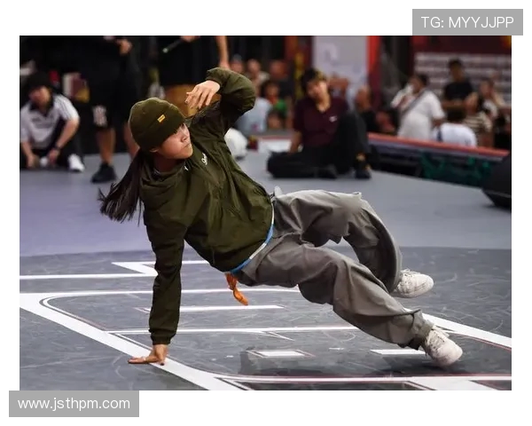 南京街舞队配合技巧深度对比分析与表现评估