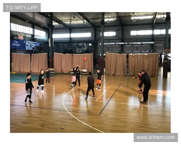 吴丽专访：从青涩球员到篮球女神的成长之路与心路历程回顾