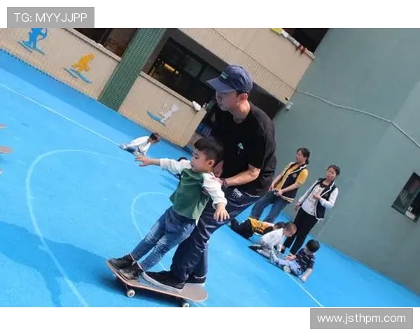 武汉滑板队与西安滑板队速度较量赛后复盘分析与精彩瞬间回顾