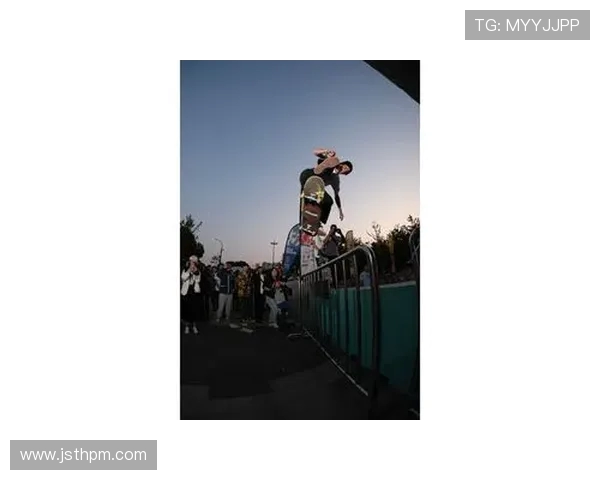 滑板文化的崛起:深入成都滑板队的激情与梦想之旅 滑板文化的崛起:深入成都滑板队的激情与梦想之旅