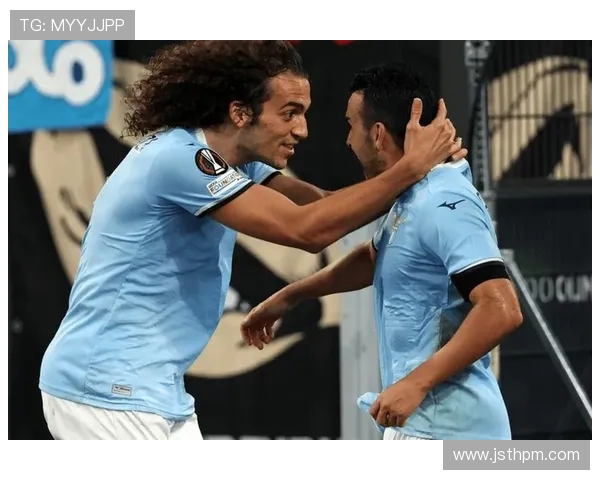 拉奇奥与维迪斯激战正酣谁能在欧联杯中笑到最后 拉奇奥与维迪斯激战正酣谁能在欧联杯中笑到最后