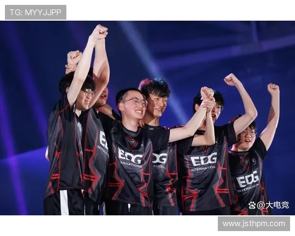 EDG在大师赛中的团队协作表现分析与精彩瞬间回顾