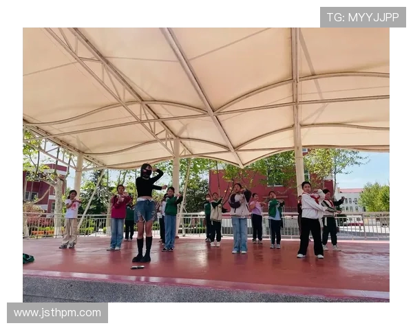 南京街舞队的防守策略揭秘与街舞文化的深度融合探讨